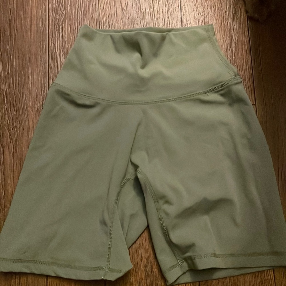Green nvgtn shorts
